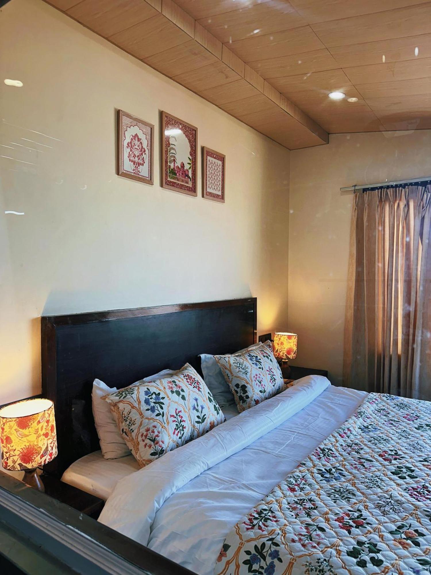 심라 Himalayan Hideaway B&B 외부 사진